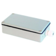 DEM-680 | Metal casing with heater for protection against adverse weather conditions