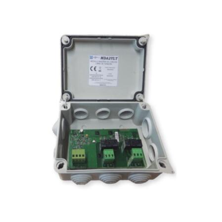 COFEM-54 | Micro-processed and addressable analogue module with 2 dry contact relay outputs. Short-circuit isolator. Installed as a loop element.