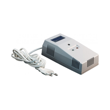 COFEM-65 | Detector de gas autónomo Cofem. Detecta gas ciudad, gas natural propano y butano. Detector de uso doméstico alimentado por red eléctrica (220V ~ 230V CA) o 12V CC. Indicador de funcionamiento (led verde), señal óptica (led rojo) y acústica de alarma. Incorpora sensor térmico que se activa al llegar a una temperatura de 64°C. El relé permite la conexión con una unidad repetidora (alarma a distancia), con un sistema de control de corte de suministro de gas, o una central de alarma. Especialmente indicado para cuartos de calderas, cocinas, habitáculos con estufas de gas o calentadores, etc. Diseñadas según normativa europea EN 50194