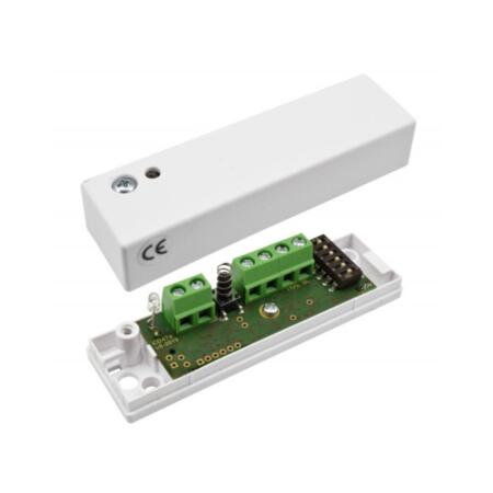 DEM-715 | Detector de choque. Radio de detección de 3 metros. Salidas de relé para alarma y sabotaje. Dos hilos independientes de polaridad para fácil conexión. 3 canales de detección, independientes separados. Alta resistencia a falsas alarmas. Ajuste de sensibilidad. Adecuado para monitorización de 24 horas. Control Diurno y Nocturno del LED. EN50131 de Grado 3.