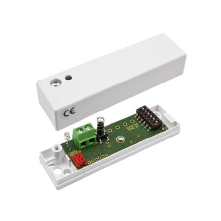 DEM-716 | Detector de impacto. Dos hilos independientes de polaridad para fácil conexión. 3 canales de detección, independientes separados. Radio de detection hasta 3 metros. Alta resistencia a falsas alarmas. Ajuste de sensibilidad. Resistente a interferencias externos. Adecuado para monitorización de 24 horas. Control Diurno y Nocturno del LED. Certificado EN50131 Grado 3