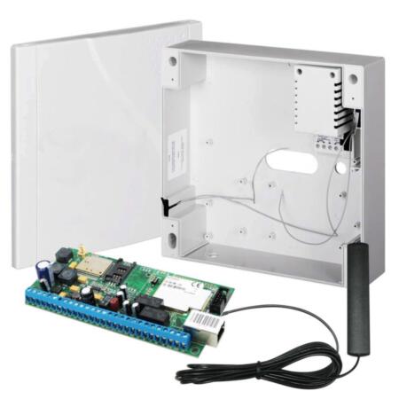 EBS-5 | Kit compuesto por transmisor multi-funcional con 2G/3G, GSM, GPRS, SIM dual con caja, incluye transformador y antena.