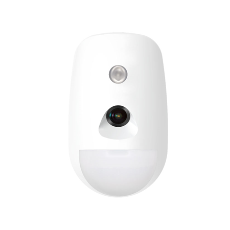 HIK-284 | Detector PIRCAM vía radio de la serie AX PRO. Alcance de detección de 12 metros, 85,9°. Antimascotas de hasta 30 kg. Procesamiento avanzado de señales digitales y óptica 3D (Smart Environmental Control). Visión nocturna por luz blanca. Imágenes a color 24/7. Gran búfer de memoria integrado para almacenamiento de imágenes. Resolución VGA a 2FPS. Configuración remota a través de la aplicación. Método de inscripción múltiple y diseño de fácil instalación. Se alimenta con 3 pilas de litio CR123A no incluidas. Duración de la pila de hasta 6 años. Alcance vía radio de 800 metros desde el HUB de control.