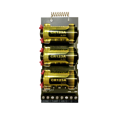 HIK-327 | Transmisor vía radio de 1 entrada. Vía radio bidireccional de 868MHz. Ofrece una conexión de detectores cableados de terceros al sistema de alarma AX PRO. Permite una fácil configuración de los tipos de alarma y parámetros de zona a través de la aplicación. Entrada de sabotaje y una PGM, se puede utilizar como entrada de zona o salida de alarma. Detección de eliminación de dispositivos por acelerómetro. Salida de voltaje de 3,3V, permite encender un detector cableado externo. Diseño de tamaño pequeño, que se puede colocar fácilmente en el detector cableado