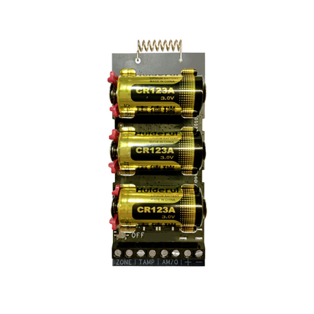 HIK-363 | Trasmettitore HIKVISION a un ingresso. Design a ingombro ridotto: può essere facilmente collegato a un rilevatore cablato. Comunicazione radio bidirezionale con una frequenza di 868 MHz. Indicatore LED, mostra lo stato reale del dispositivo. Con un ingresso tamper e un PGM, può essere utilizzato come ingresso di zona o come uscita di allarme. Con un'uscita di tensione di 3,3 V, può essere utilizzato per alimentare un rilevatore cablato esterno. Rilevamento rimozione dispositivo tramite accelerometro