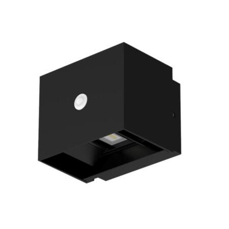 SMARTLIFE-26 | Intelligent PIR lighting by LifeSmart. PIR sensor 10 meters, 120 °. SMD LED, balanced light. Adjustable light angle 15 ° ~ 120 °. The light is activated when motion is detected. Remote management from App. IP65. 220V AC