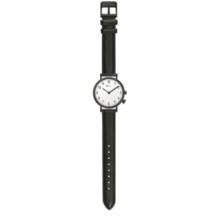 VESTA-091 | Elegante reloj de emergencia personal. Alertas al presionar el botón. Transmisión de señal fiable. Detección y supervisión de batería baja. Múltiples opciones de pulseras. Diseño cómodo. Modelo para caballero