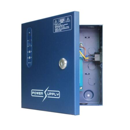 CTD-622N | Fuente de alimentación en caja metálica de 4 salidas 12V /5A totales. Protección individual por fusible. Protección contra sobretensiones 5KA. Indicador LED externo para cada salida de canal. Carcasa azul para instalación en pared.