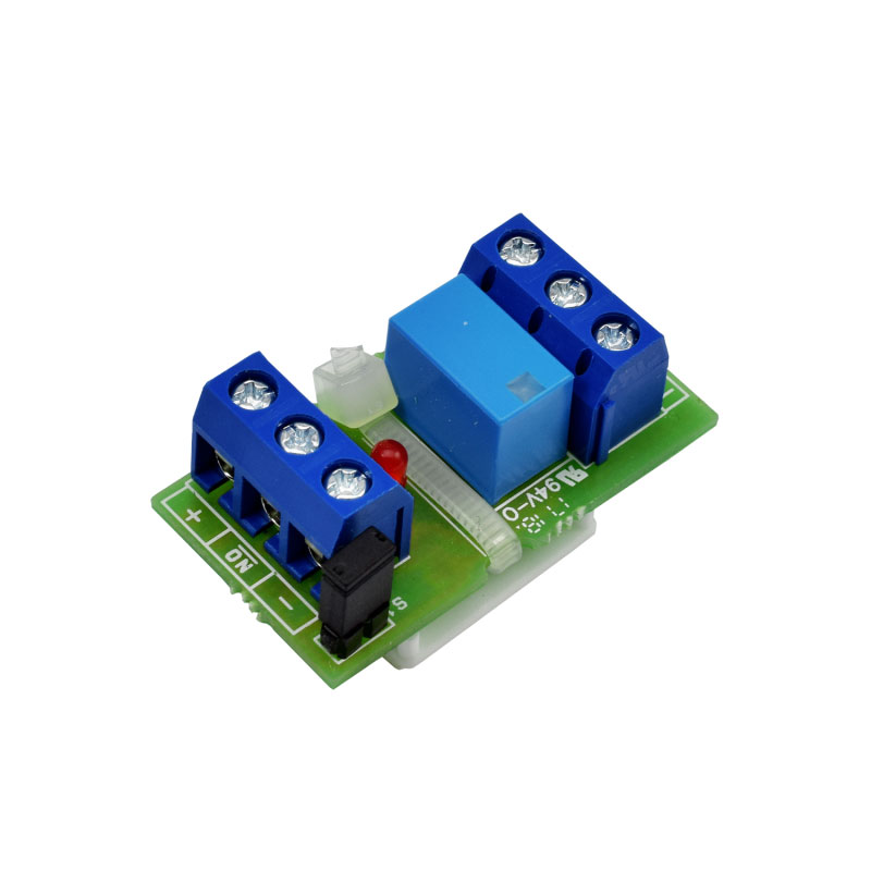 DEM-676 | Scheda relay 9~30V con funzione SPDT (NC/NA) 